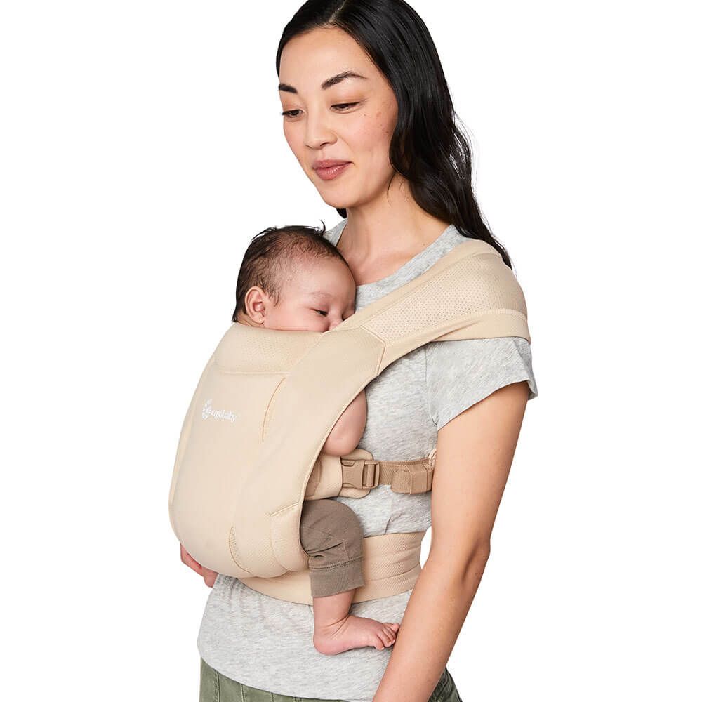 Địu sơ sinh Ergobaby Embrace Newborn Carrier